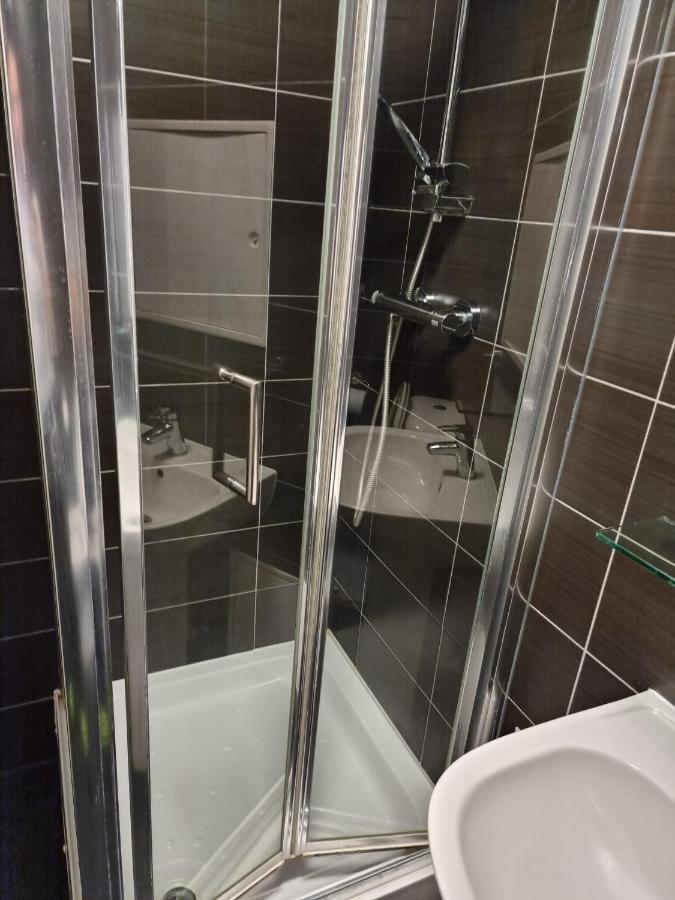 Lovely Studios, North Kensington - Sk London