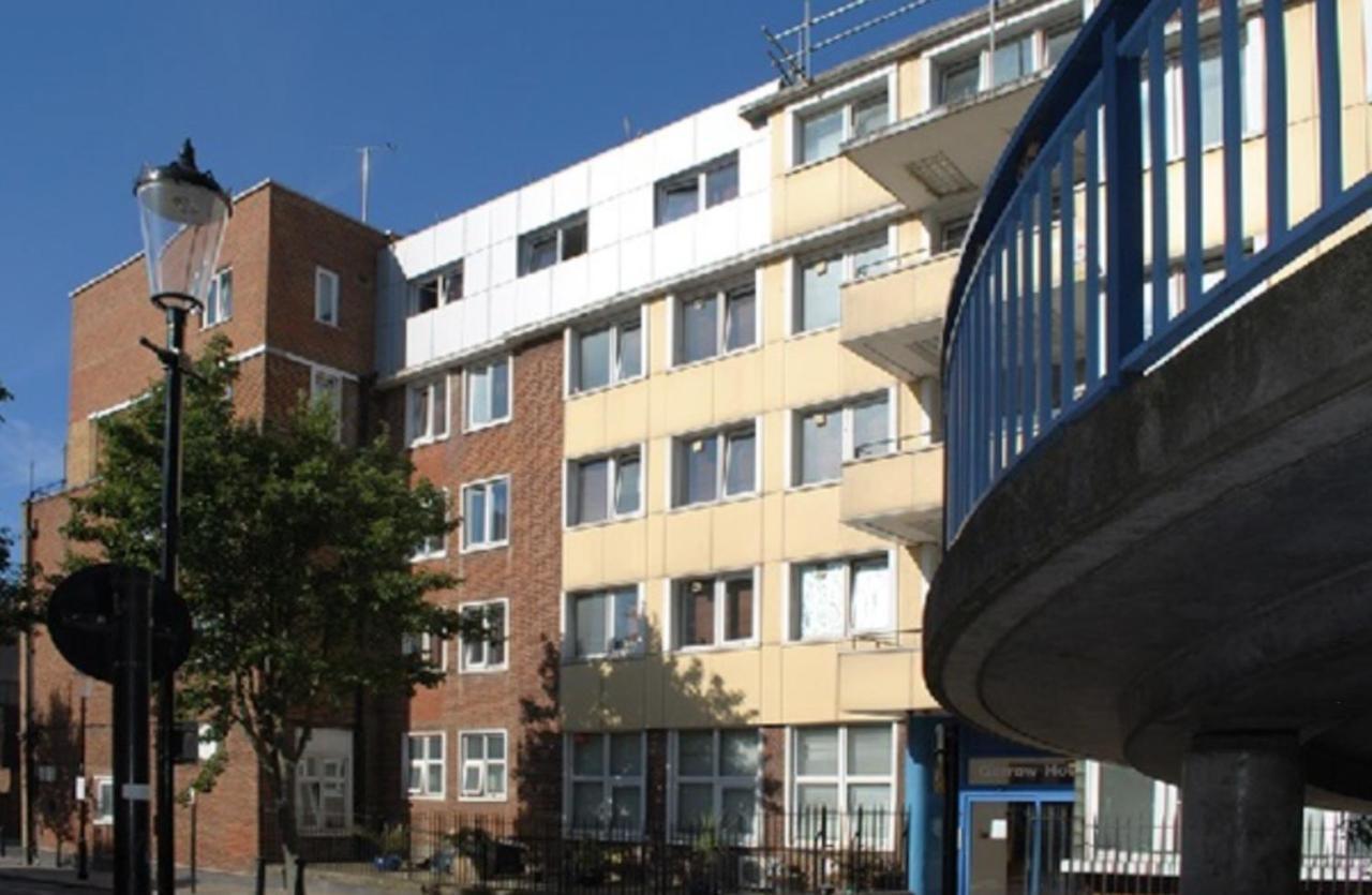 Lovely Studios, North Kensington - Sk * London